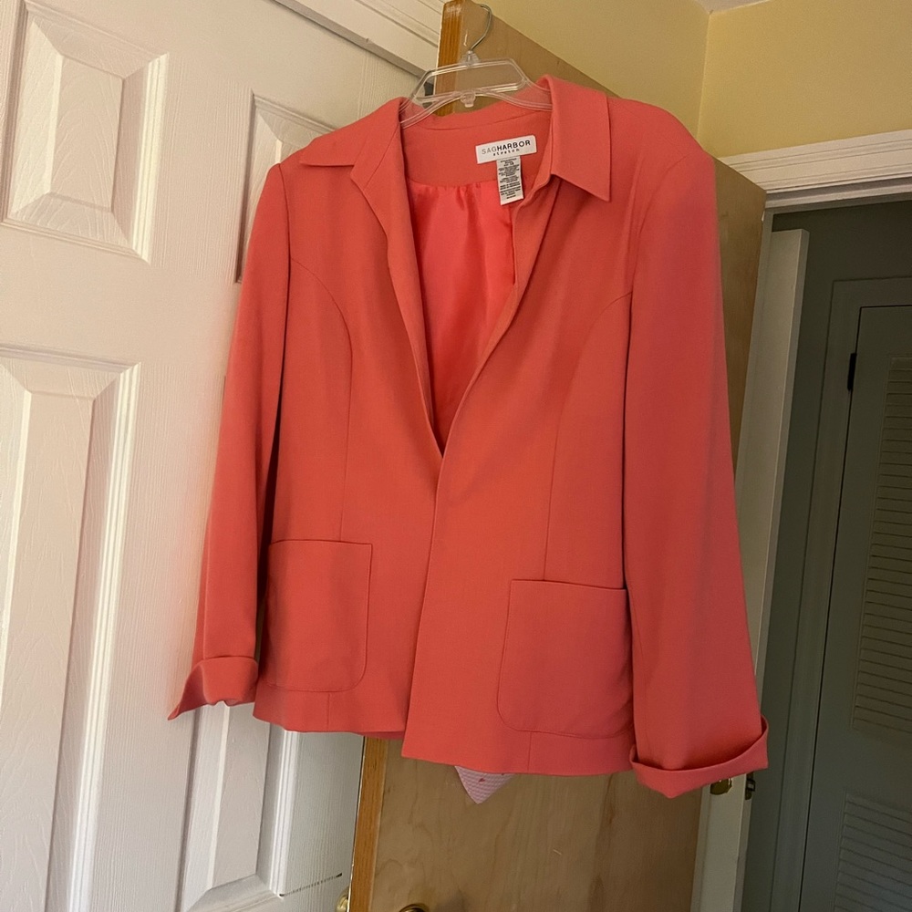 Sag Harbor , size 14 linen and polyester blend summer jacket with pockets,